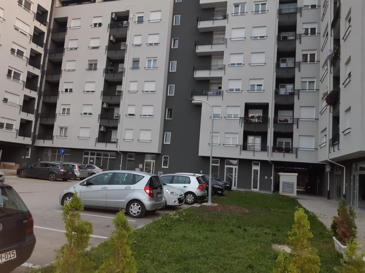 Apartman Dijana Баня-Лука Экстерьер фото